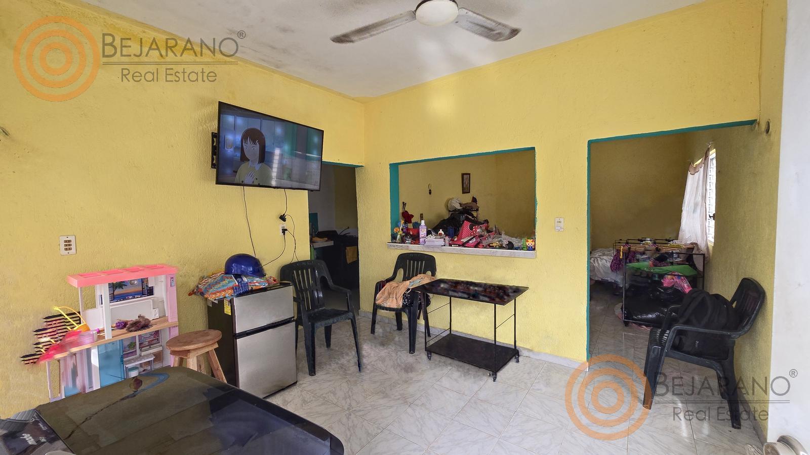bre-cv-4deptsylc-19 Sala-comedor con TV y ventilador de techo