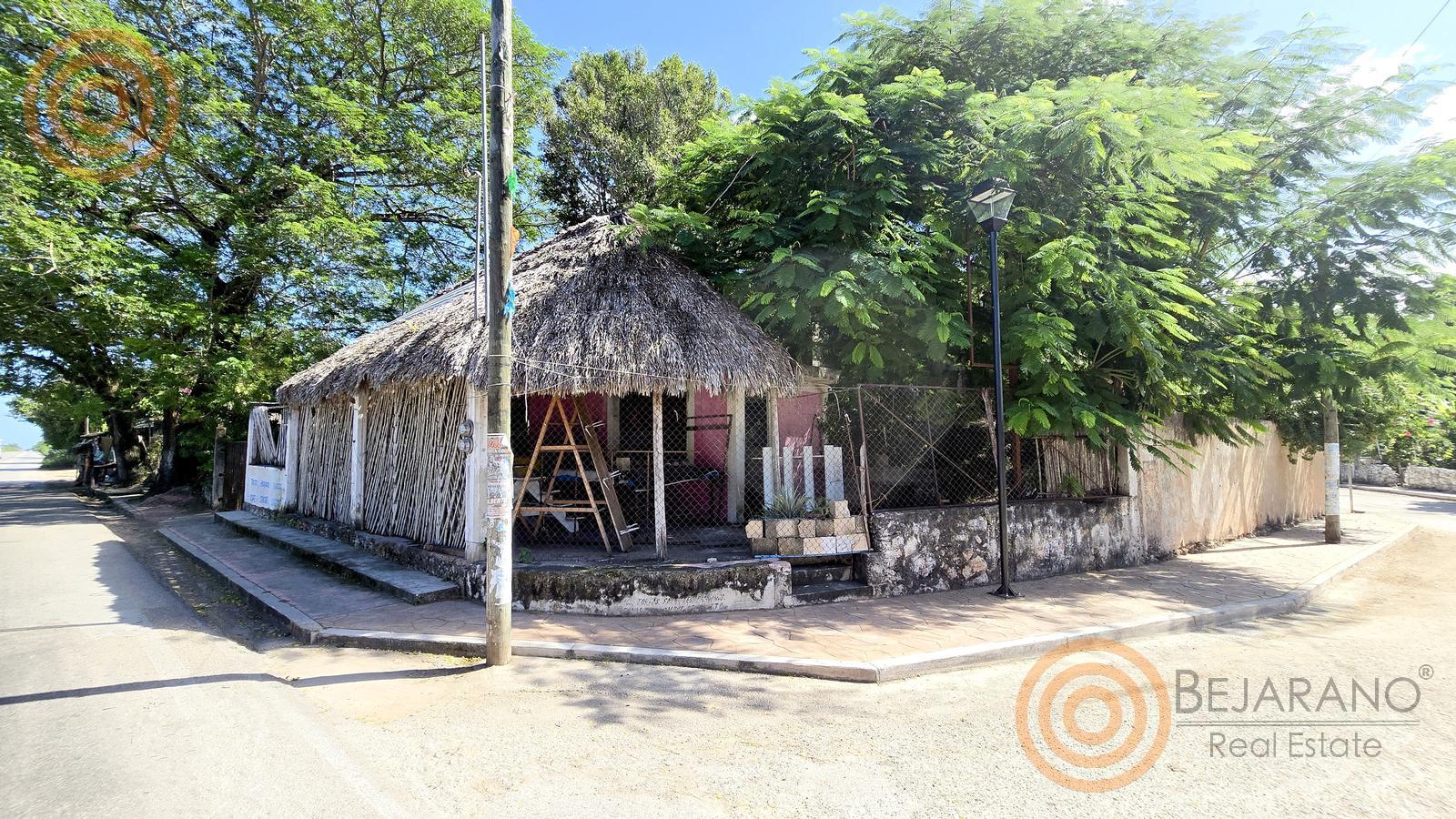 bre-cv-cuncunul-06 Palapa y acceso del local comercial en la esquina