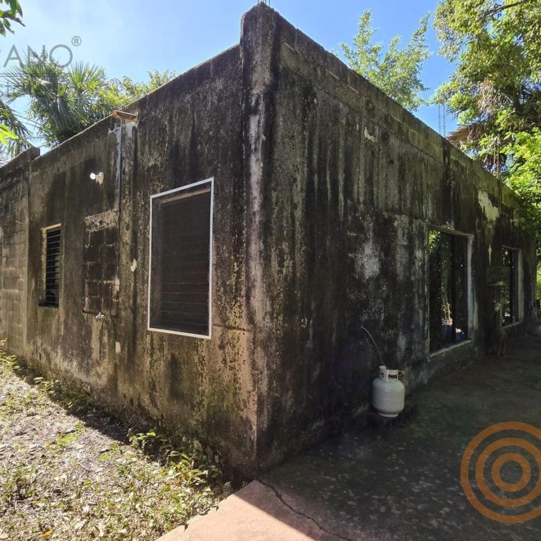 Edificación independiente en el jardín de la propiedad