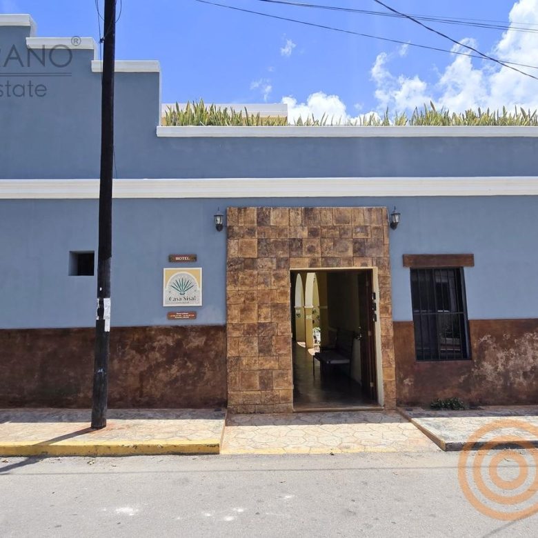 Fachada del hotel boutique en el barrio de Sisal, Valladolid