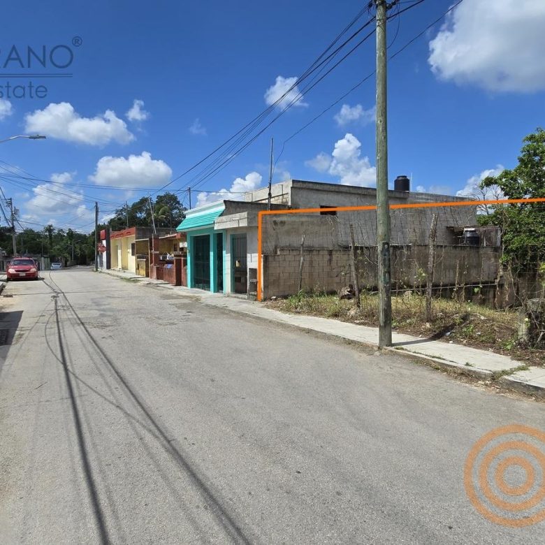 Frente del terreno sobre la calle del barrio de San Juan